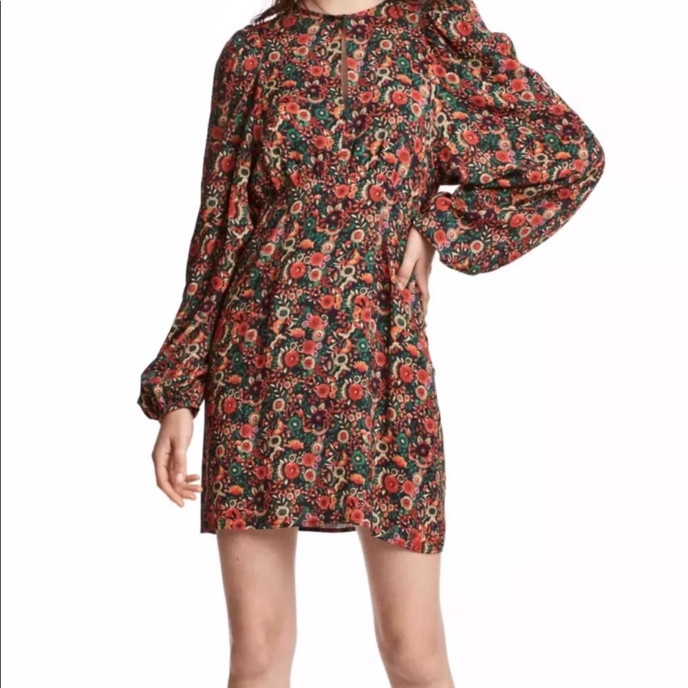 H&M keyhole Floral mini dress long sleeves US8